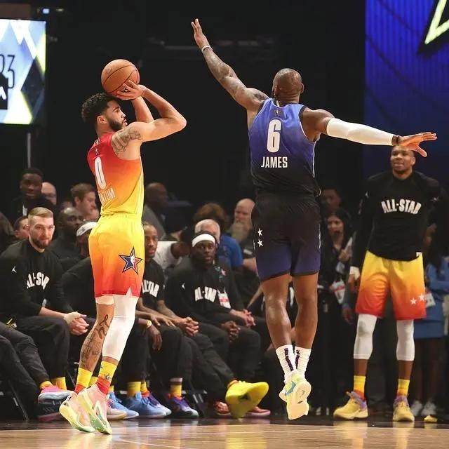 开云官方网站-【观点】无聊！全明星提前遭遇七年之痒 问题出在哪？