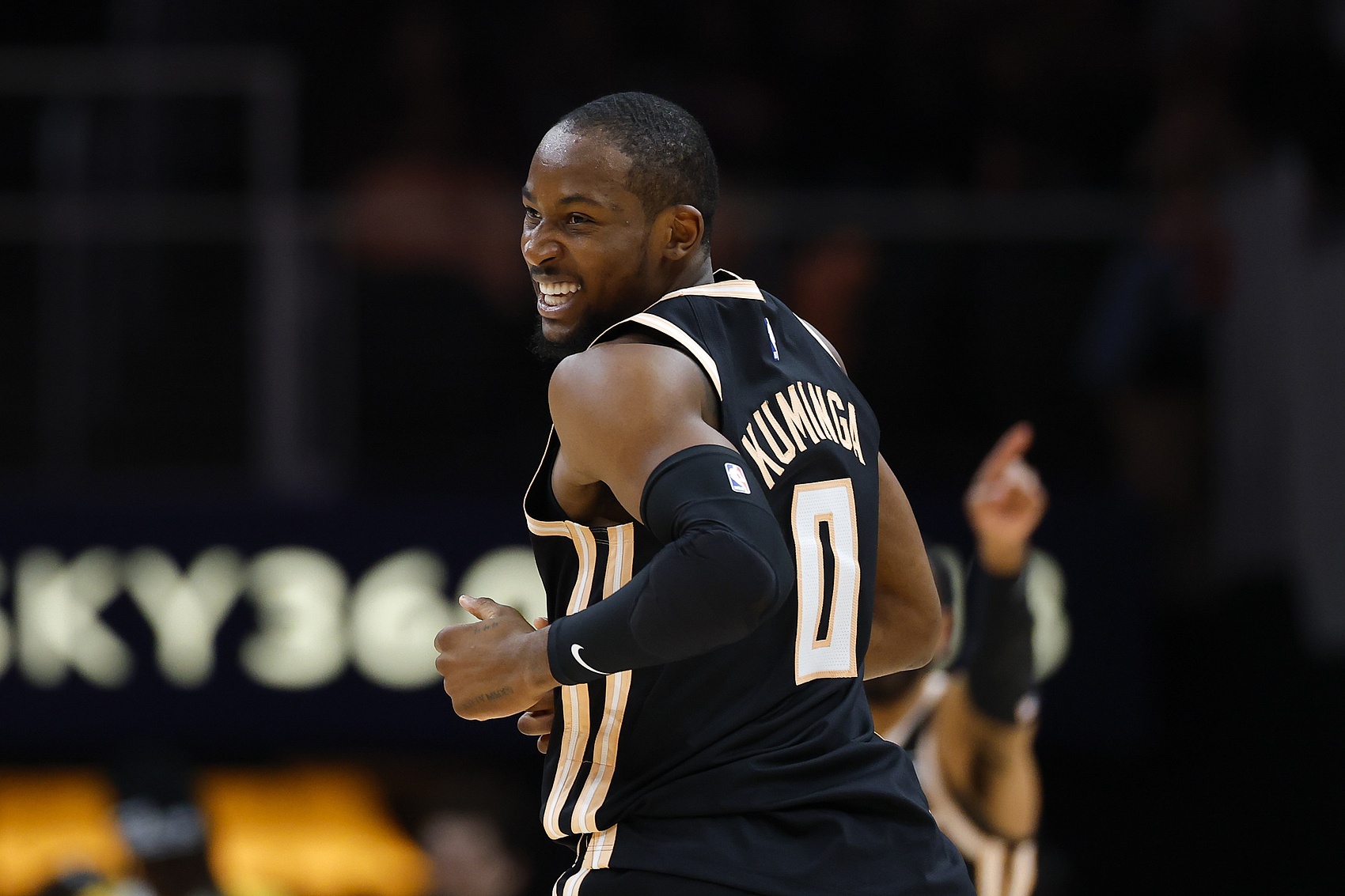 开云官方网站-帕金斯:勇士过早放弃了库明加 库里知道其潜力巨大 只有科尔不信